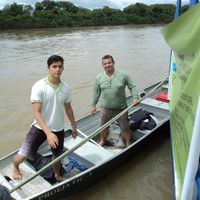 Campus Cáceres: Projeto de extensão participou do 28º Mutirão de limpeza do Rio Paraguai 
