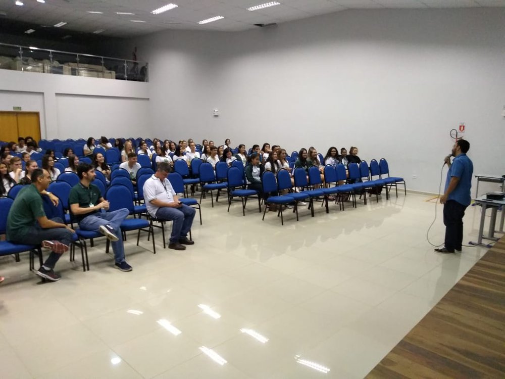 Imagem 1: Palestra Prof. Diogo