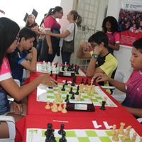 Lenda do xadrez brasileiro visita campus Cuiabá